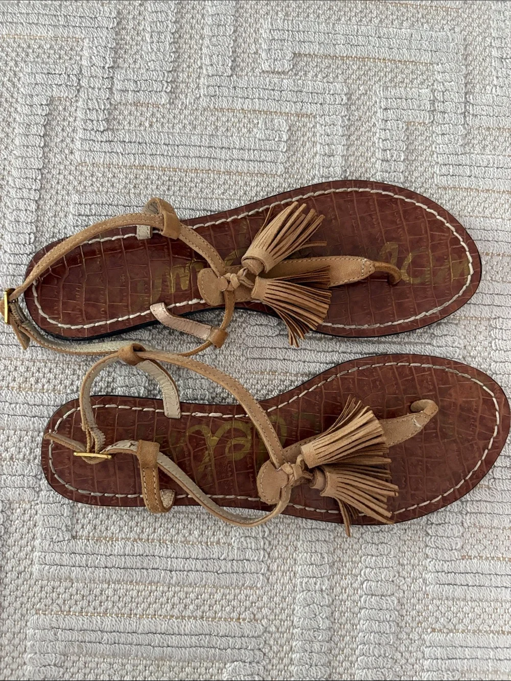 SAM EDELMAN Leila Sandals in Almond Suede with Tassels - Picture 3 of 8